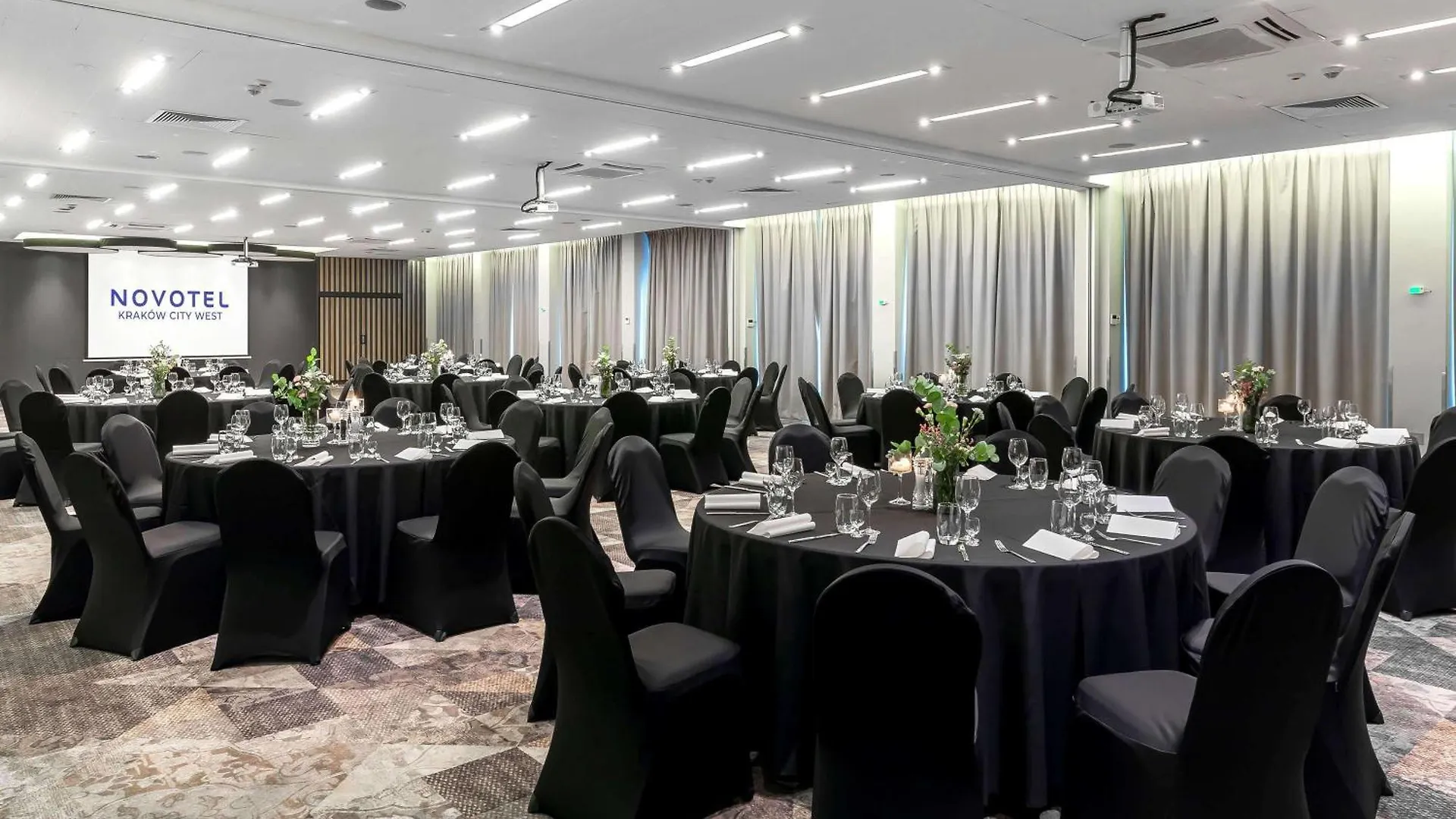 Novotel Krakow City West Szálloda