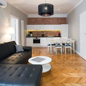 Apartment Florianska Deluxe With Air Condition