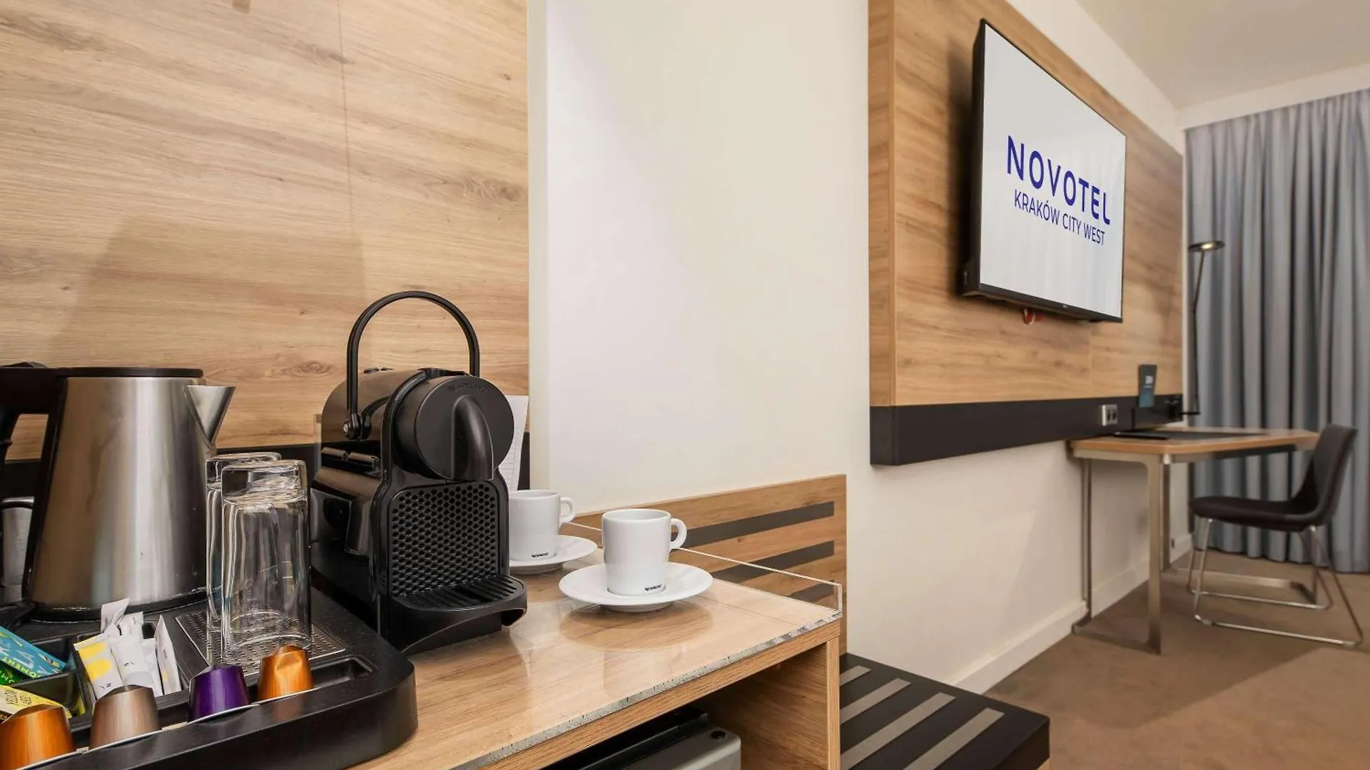 Novotel Krakow City West Hotel
