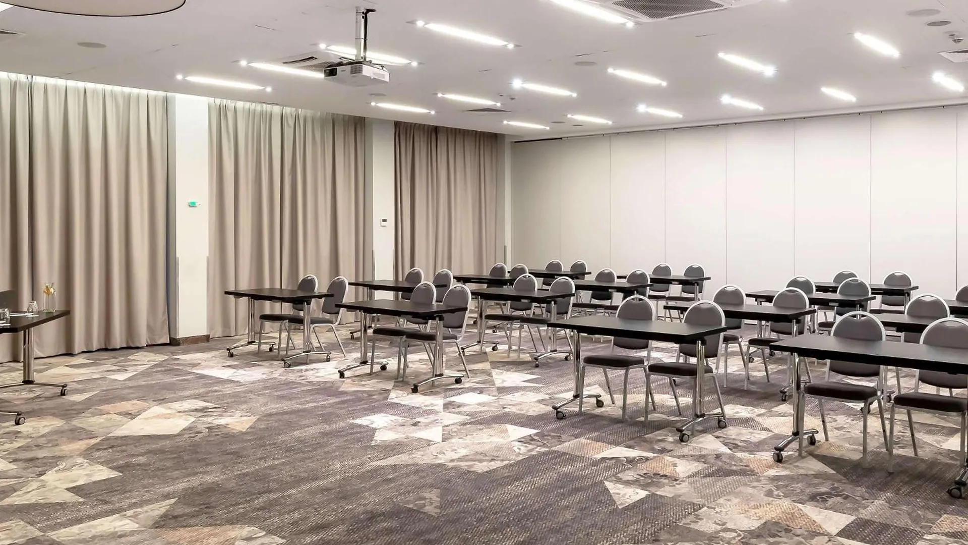 **** Hotel Novotel Krakow City West Poland