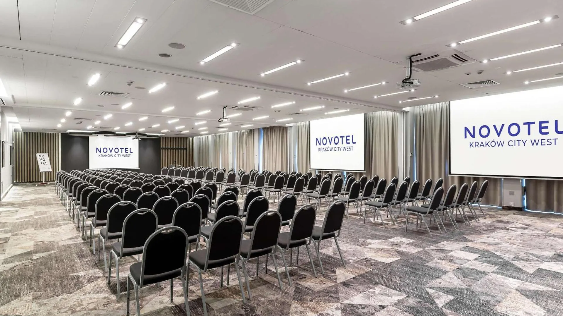 Novotel Krakow City West 4*,  Poland