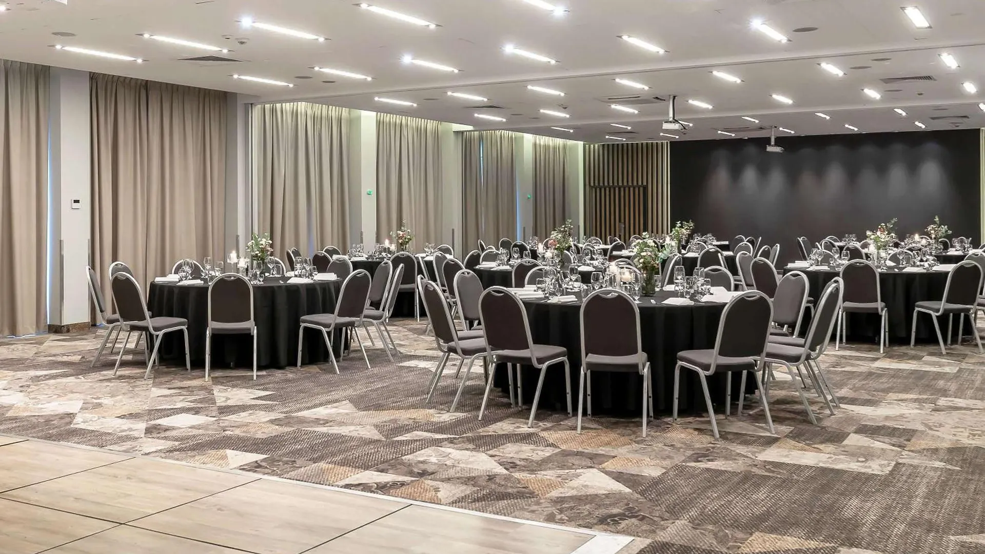 **** Hotel Novotel Kraków City West Polen