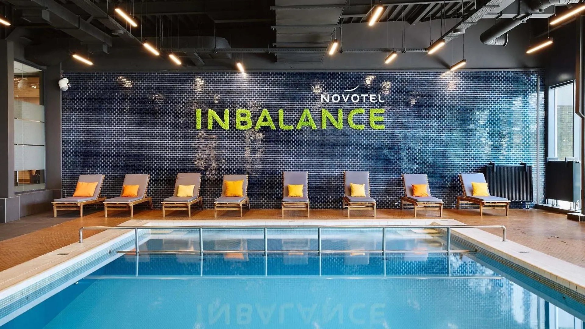 Novotel Krakow City West contacts